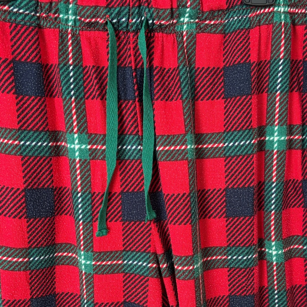 Festive Plaid Pajama Set - Picture 3 of 8